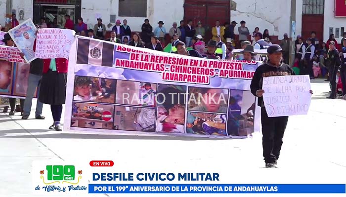 Familiares de pobladores asesinados en protestas contra Dina Boluarte presentes en desfile por 199 aniversario